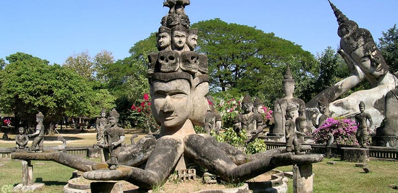 Lào - Miền đất triệu voi ~ Đà Nẵng - Huế - Lao Bảo - Thakhet - Vientiane - Savannakhet