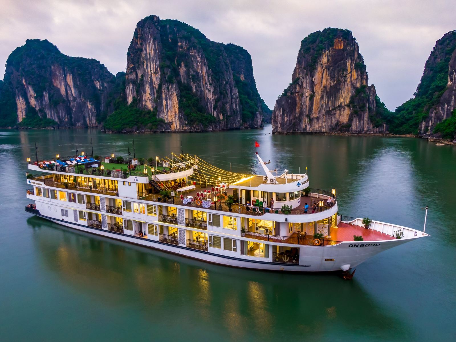 AQUAMARINE CRUISE Halong Bay 2days ~ Halong