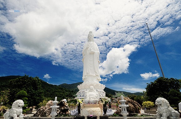 SON TRA PENINSULA - MARBLE MOUNTAIN – HOI AN