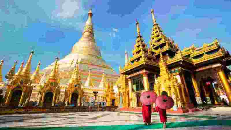 Myanmar - Classic Tour ~ Yangon - Bagan - Popa - Mandalay - Mingun - Inle - Indein